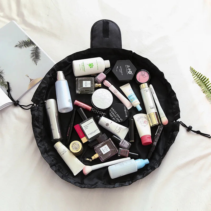 Chic Draagbare Waterdichte Make-up Organizer met Trekkoord – Perfecte Reisgenoot voor Vrouwen's Toiletartikelen en Schoonheidsessentials!