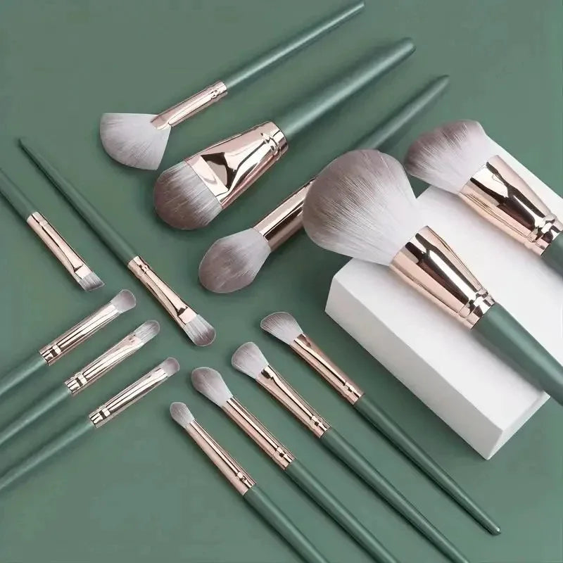 14-delige Luxe Make-up Kwasten Set – Fluffy Blending Kwasten voor Blush, Oogschaduw en Foundation – Perfecte Gereedschappen voor Perfecte Schoonheidsapplicaties