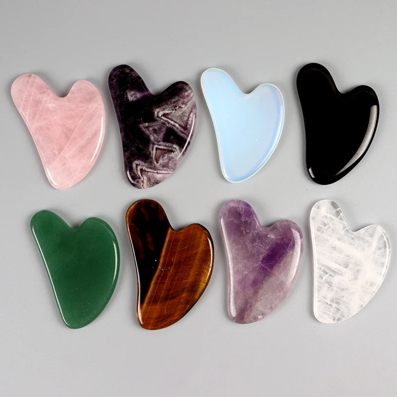 Revitaliseer je huid met onze Rozenkwarts Hart Gua Sha Tool - Perfect voor het liften van de kin en neus, verstrakken en gezichts- massage!