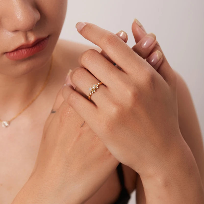 2025 Retro Hollow Zirconringen voor Vrouwen – Luxe Gouden Slangontwerp Trendsettende RVS Sieraden