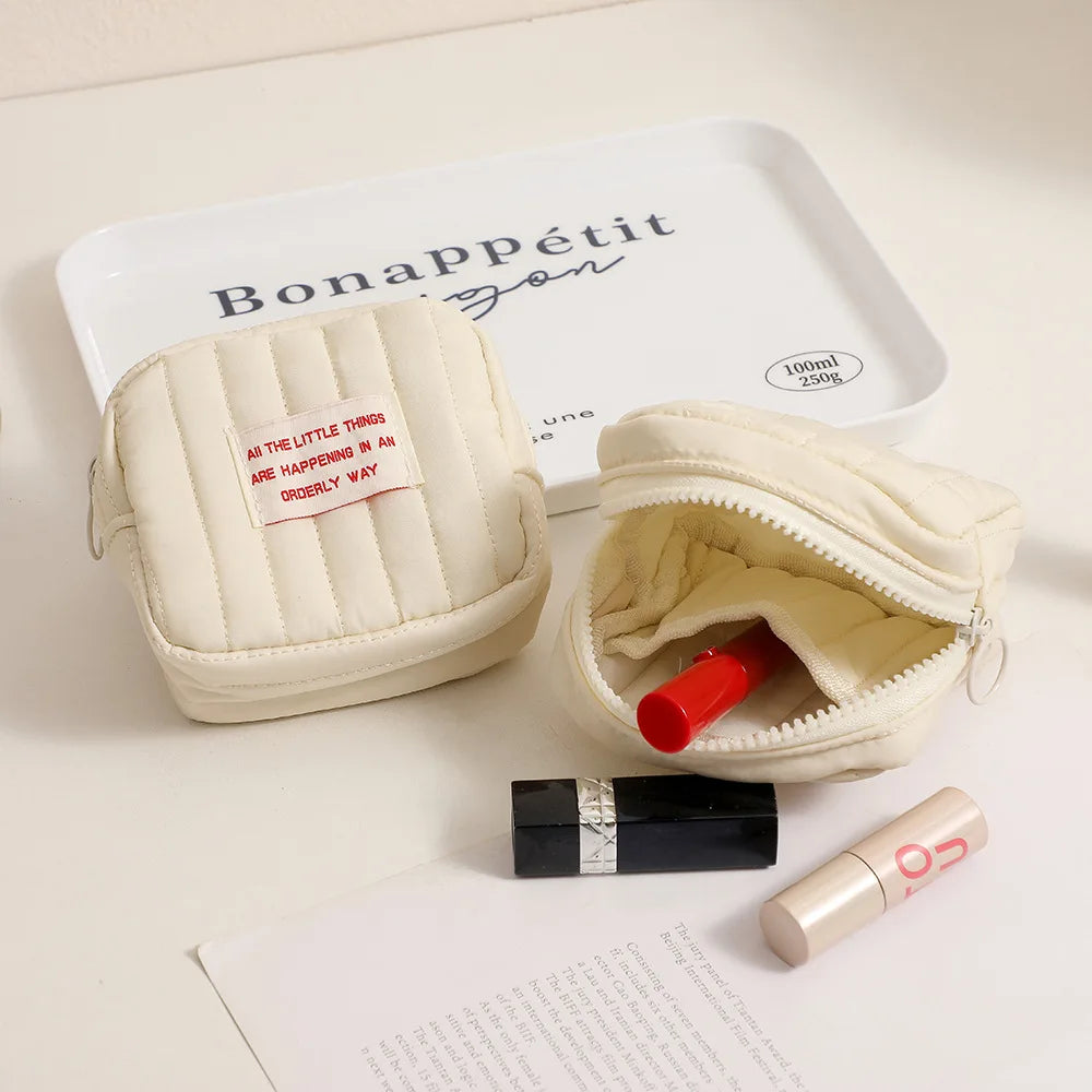 Chic Minimalistische Katoenen Make-up Tas - Crème met Rode Accent, Eco-vriendelijk Zero Wallet Ontwerp