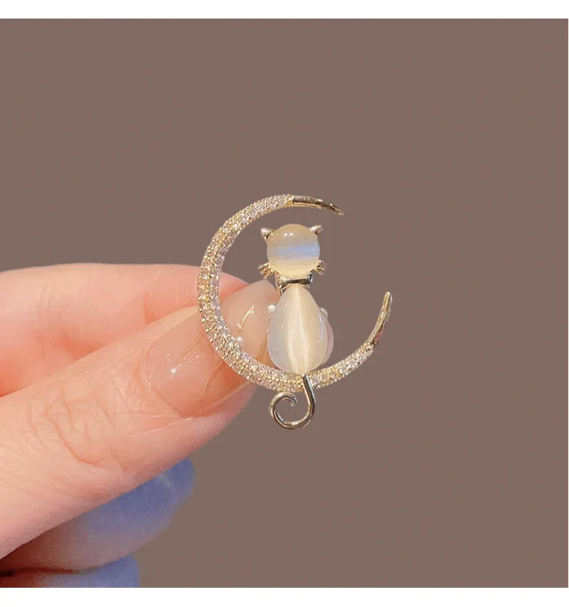 Prachtige paarse lavendel kristallen strass broche - Elegante bloemenpin voor jassen & luxe sieraad cadeau voor haar