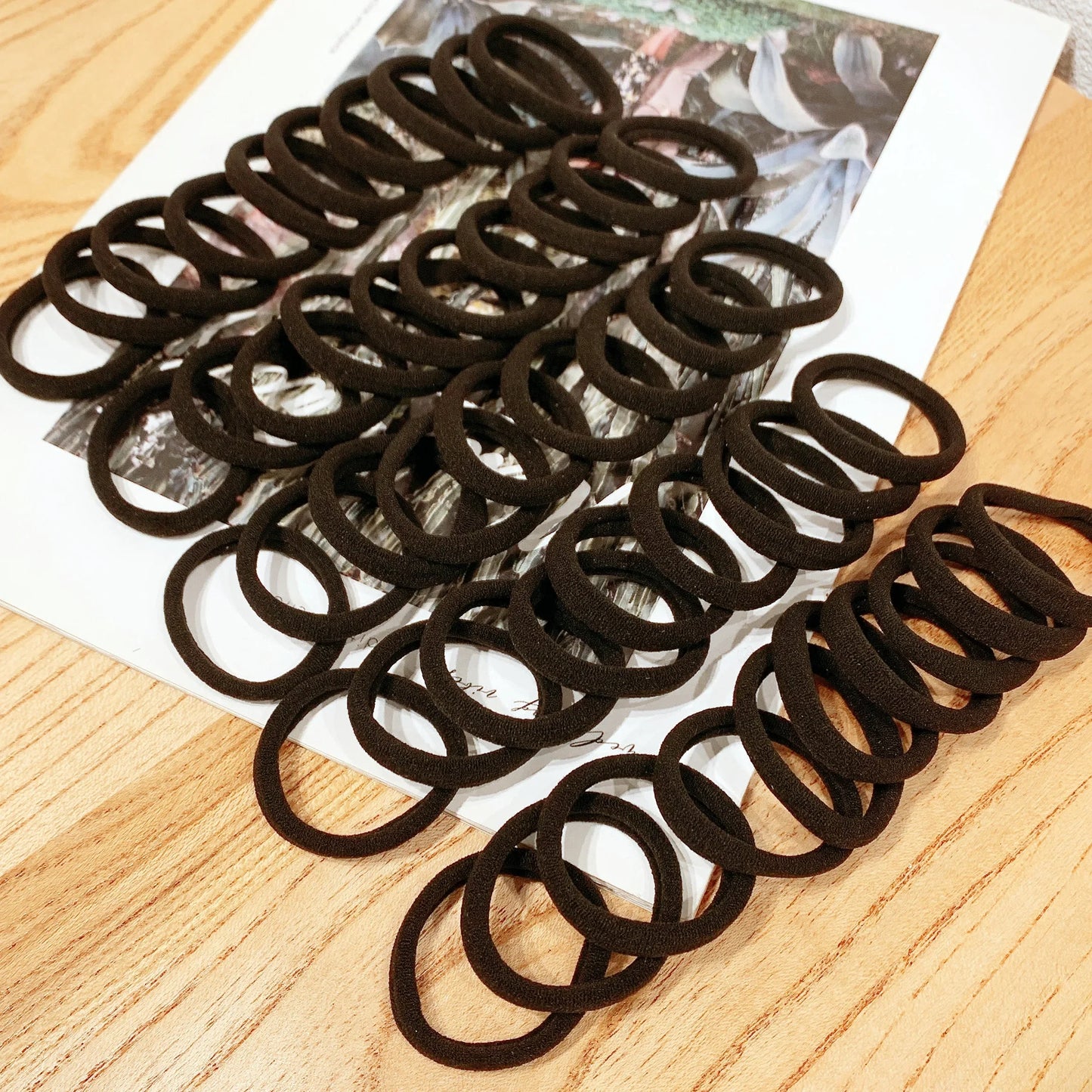 Levendige 50/100 stuks Kinderen Elastische Haarbanden – Leuke 5CM Snoepjes Scrunchies, Rubber Haar Ties en Clips voor Creatieve Hairstylen!