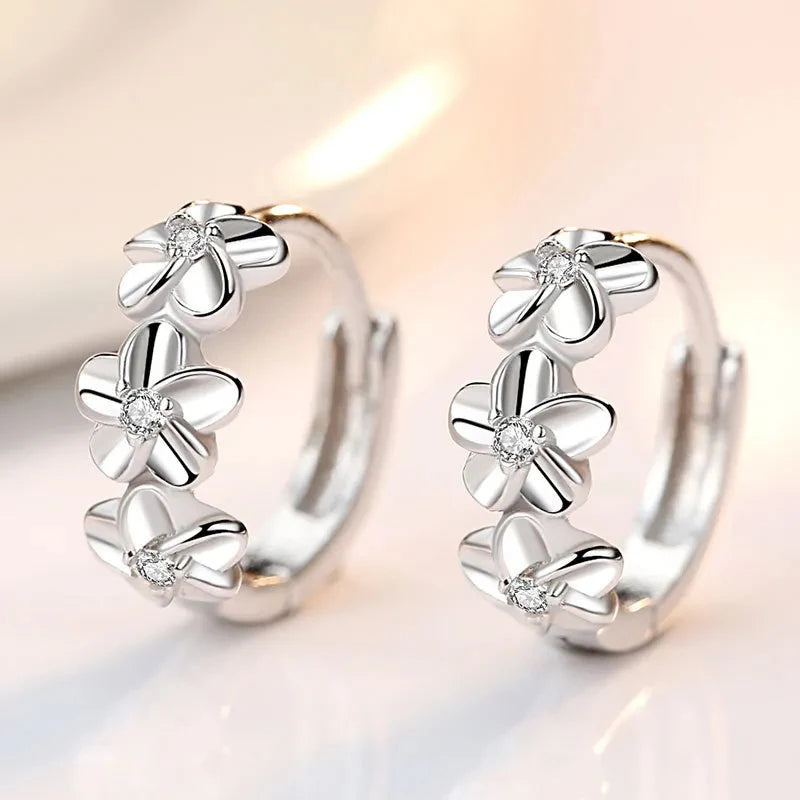 Elegante 925 Sterling Zilveren Bloem Stud Oorbellen voor Vrouwen - Perfect voor Bruiloften, Modebewust en van Hoge Kwaliteit met Sprankelende Kristal Zirkon