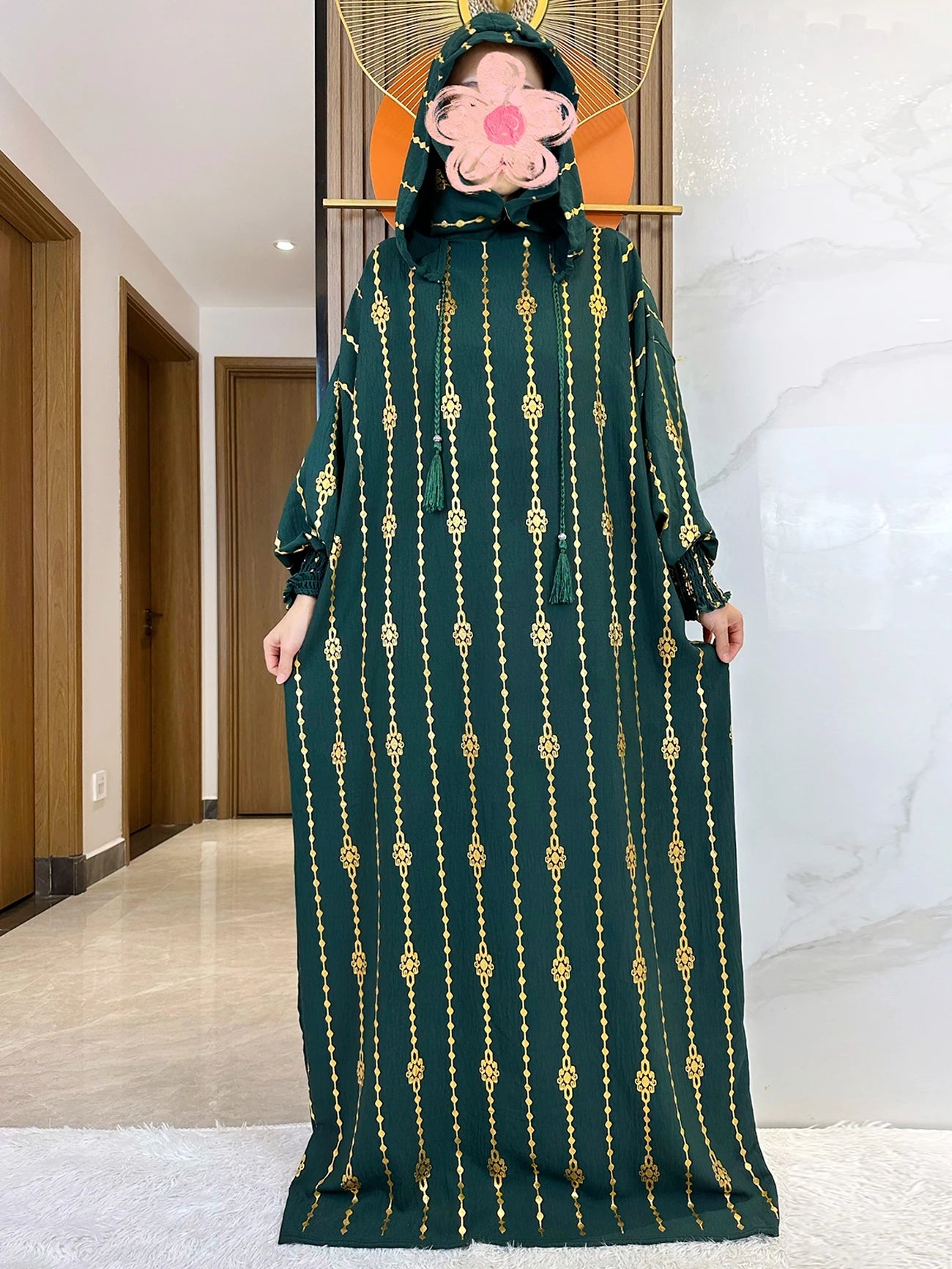 Elegante Katoenen Ramadan Abaya met Dubbele Hoeden - Prachtig Goudstofontwerp voor Moslimvrouwen met Gebed en Speciale Gelegenheden - Geïnspireerd door Dubai en Turkse Kaftanstijlen