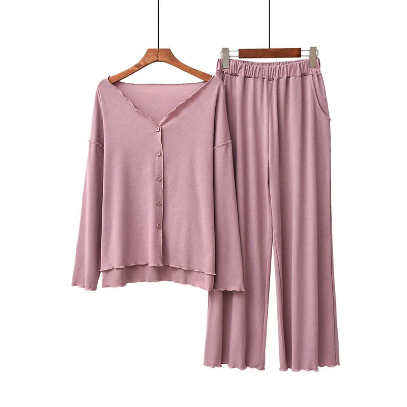 Gezellige en Chique Dames 2-delige Winter Loungewear Set - Stijlvolle Lange Mouwen Pyjama en Zachte Cardigan voor Ontspanning in Lente en Herfst