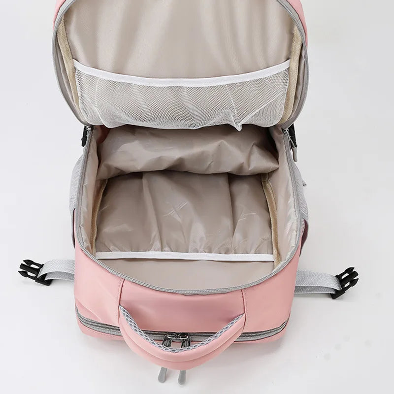 Stijlvolle en Veilige Vrouwen Reisrugzak - Ruim, Waterdicht, Diefstalbestendig Ontwerp met Bagagestrap voor Laptops en Meer!