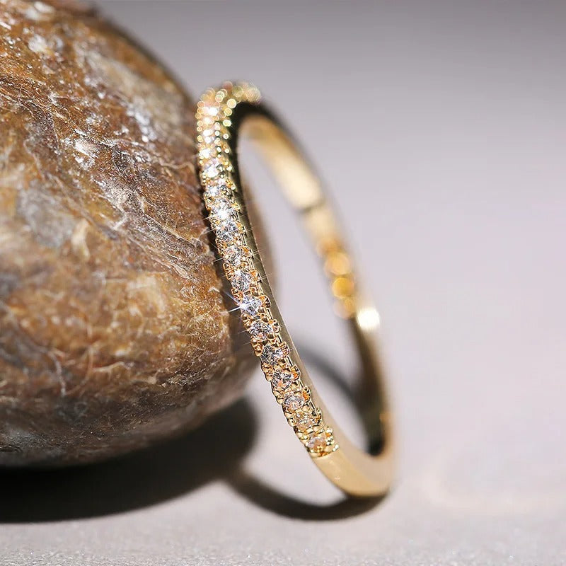 Elegante Minimalistische Dunne Ringen voor Vrouwen - Stralende Cubic Zirconia van ChicThin