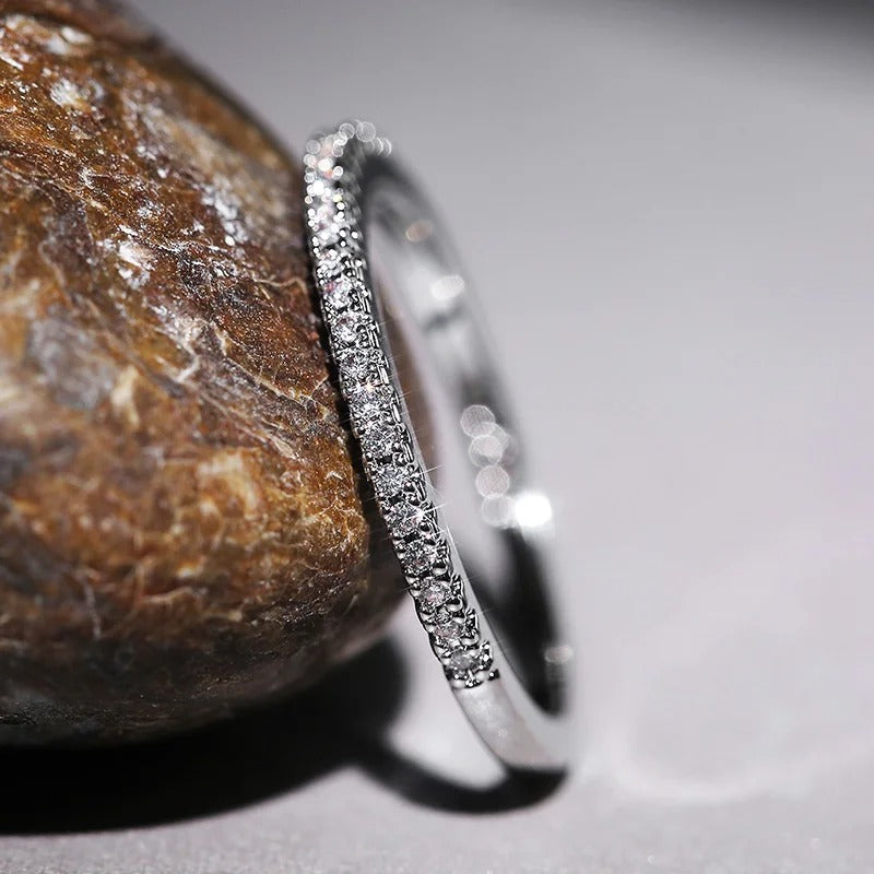 Elegante Minimalistische Dunne Ringen voor Vrouwen - Stralende Cubic Zirconia van ChicThin