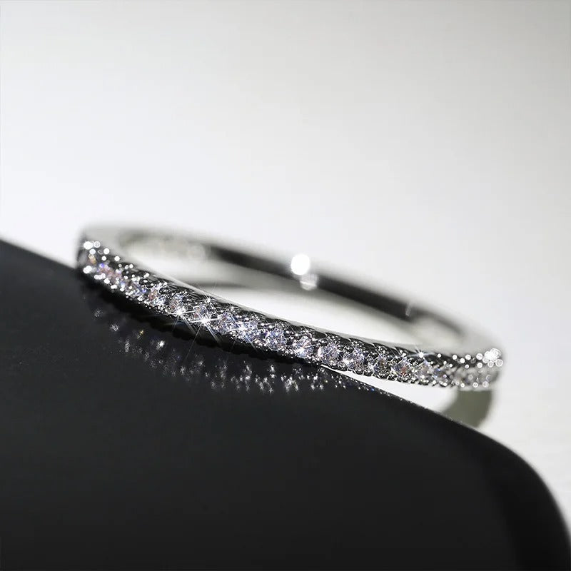 Elegante Minimalistische Dunne Ringen voor Vrouwen - Stralende Cubic Zirconia van ChicThin