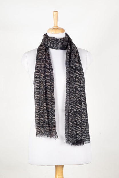 Shades of Chevron Fine Wool Scarf – Black White | SVEŽElife-0