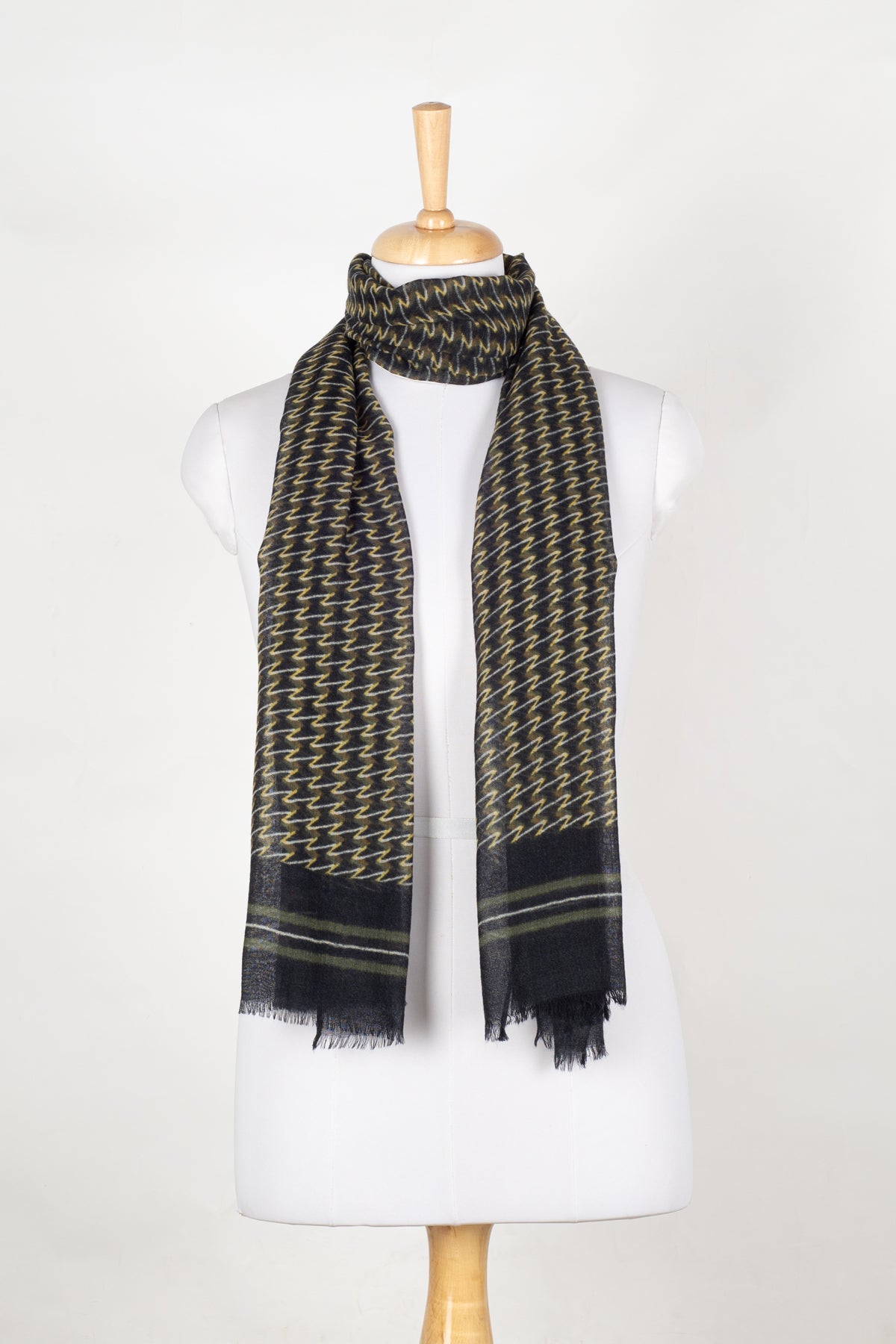 Jazzy Waves Fine Wool Scarf – Green Yellow | SVEŽElife-0