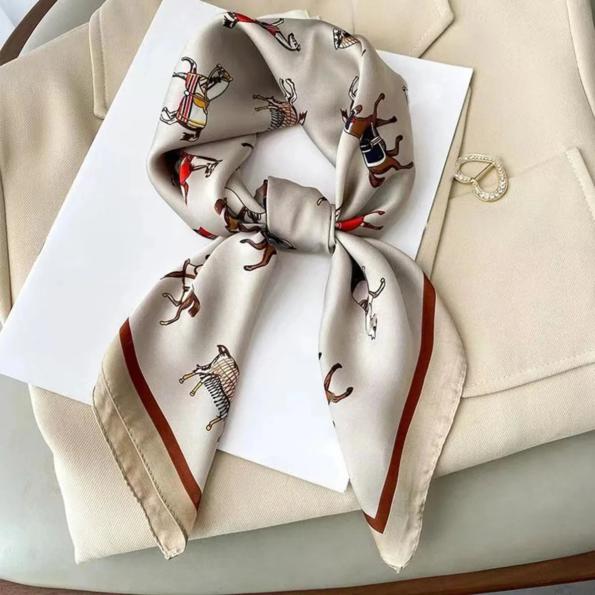Chique 70 cm Zijde Vierkante Sjaal voor Dames - Luxe Satijnen Halsdoek, Haarbandana en Veelzijdige Sjaal Wrap of Hijab Echarpe