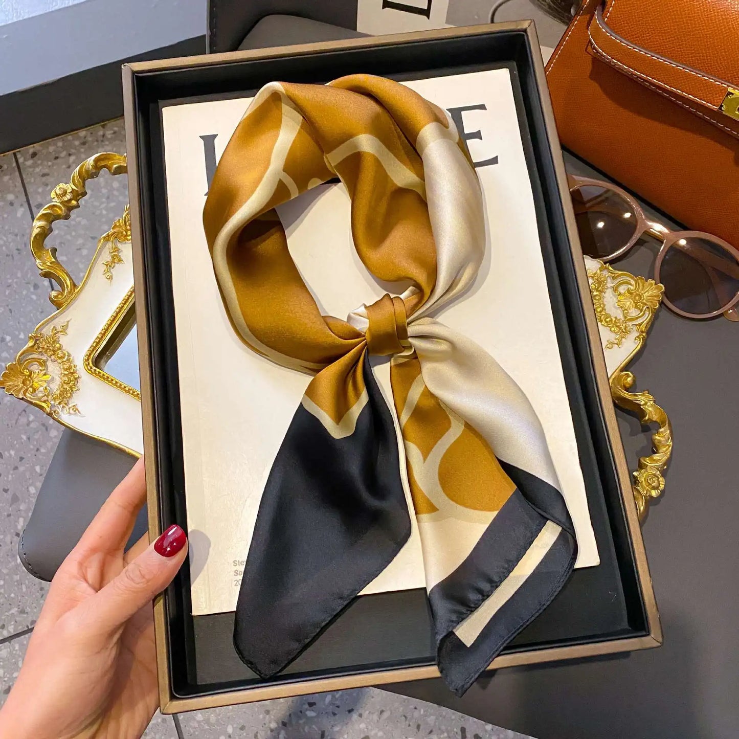 Chique 70 cm Zijde Vierkante Sjaal voor Dames - Luxe Satijnen Halsdoek, Haarbandana en Veelzijdige Sjaal Wrap of Hijab Echarpe