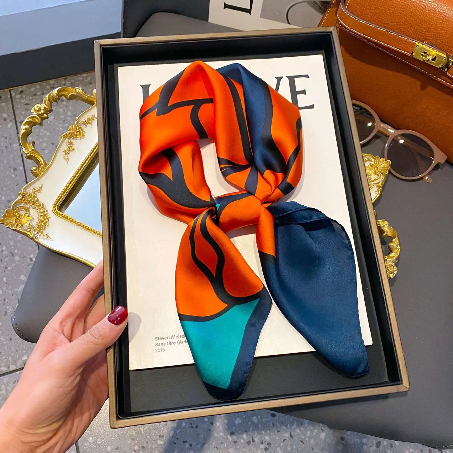 Chique 70 cm Zijde Vierkante Sjaal voor Dames - Luxe Satijnen Halsdoek, Haarbandana en Veelzijdige Sjaal Wrap of Hijab Echarpe