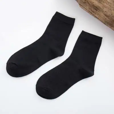 Trendy Dames Bamboe Vezel Kleurrijke Casual Sokken – 5 Paar in Stijlvol Zwart en Wit tegen Groothandelsprijzen!