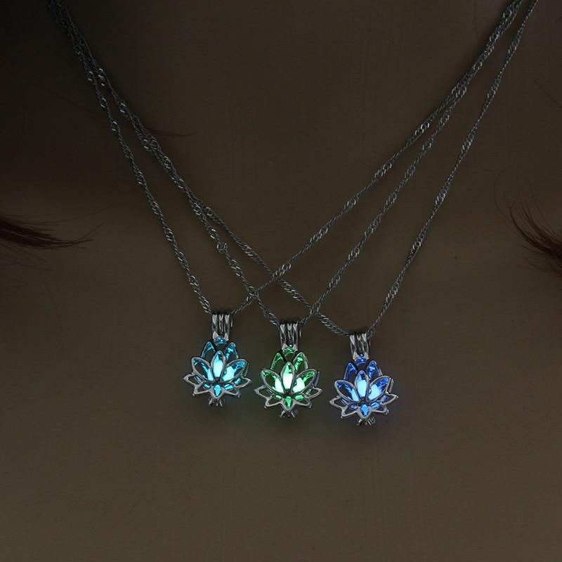 Stralende Lotus Ketting - Verlicht Je Stijl!