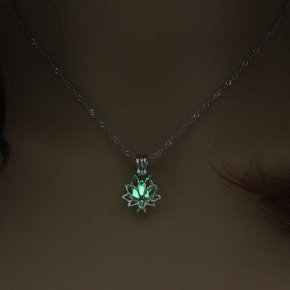 Stralende Lotus Ketting - Verlicht Je Stijl!