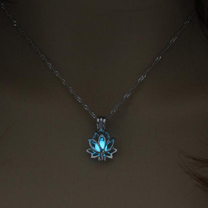 Stralende Lotus Ketting - Verlicht Je Stijl!