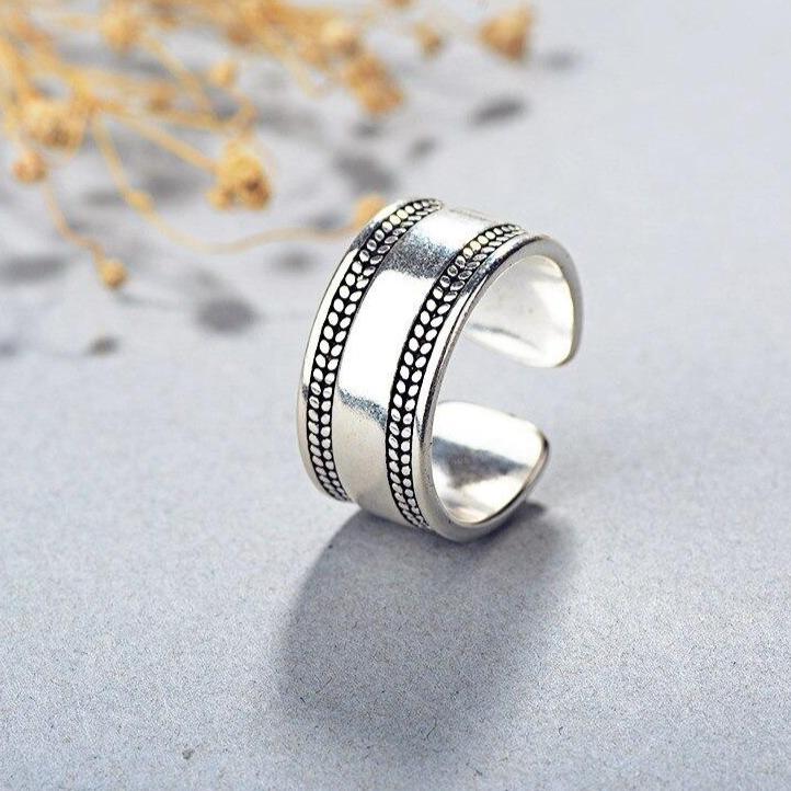 Elegante vintage ring in minimalistisch ontwerp