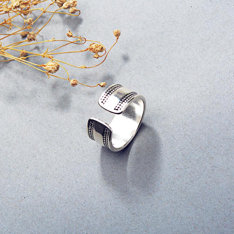 Elegante vintage ring in minimalistisch ontwerp