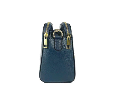 RB1011D | Women's Shoulder Bag in Genuine Leather Made in Italy. Removable shoulder strap. Attachments with shiny gold metal snap hooks - Color Blue - Dimensions: cm 25 x 17 x 10-2