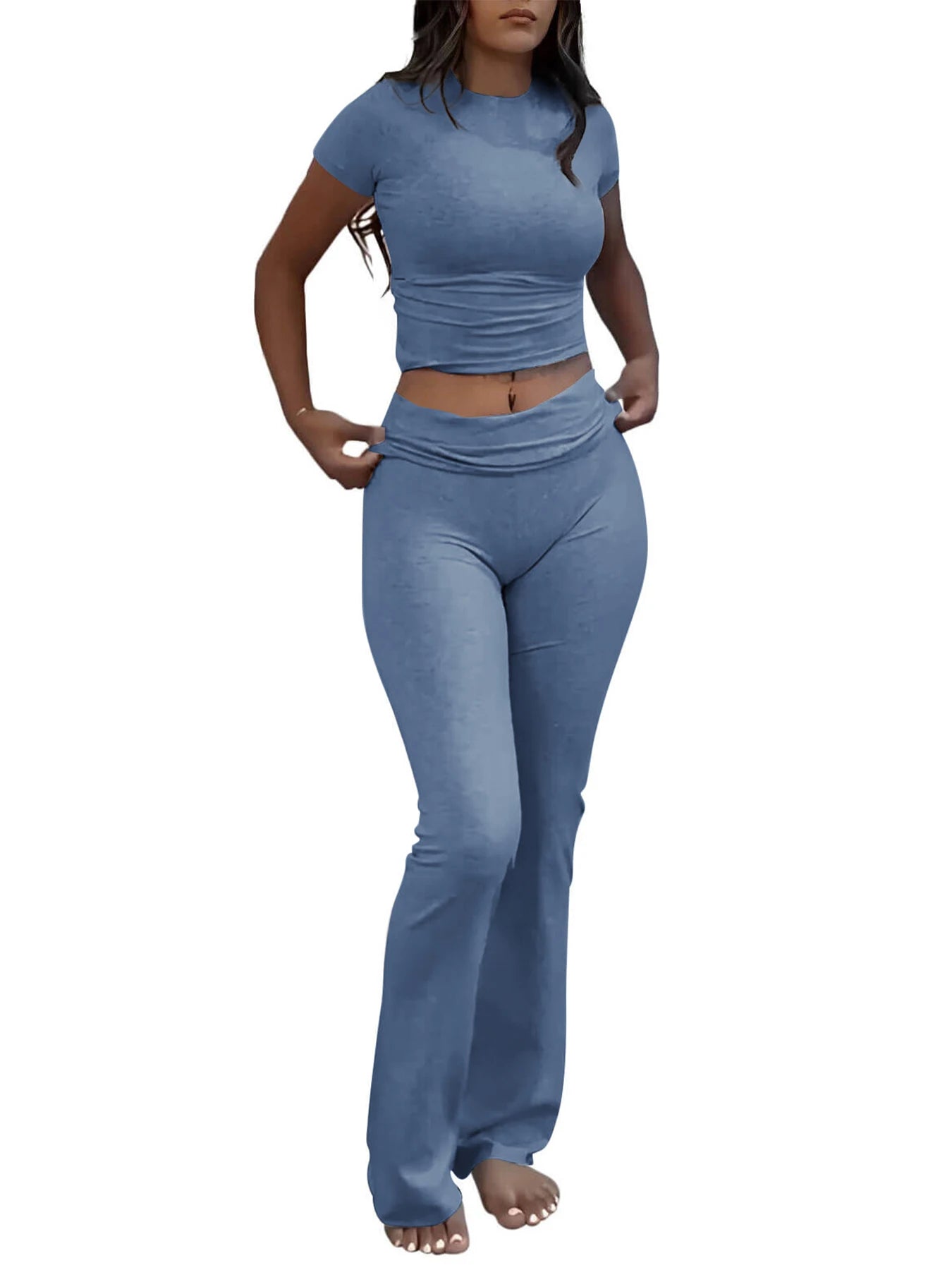 Trendy Casual Workout Twee-Delige Set voor Vrouwen: Korte Mouwen Crop Top met Hoge Taille Flared Broeken - Perfecte Streetwear Trainingsoutfit!