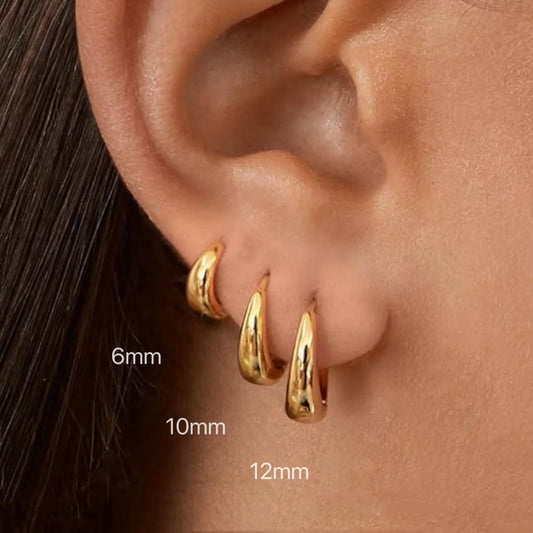 Chic Minimalistische Gouden Huggie Oorbellen - Roestvrijstalen Kleine Ronde Ontwerp voor Vrouwen en Mannen (6/10/12mm) - Perfect Punk Accessoire!