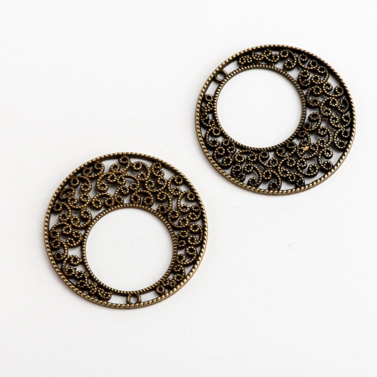 Round Filigree Pendant Charms for Jewelry Making Copper Alloy Circle Connectors DIY Earrings Necklaces Craft Supplies