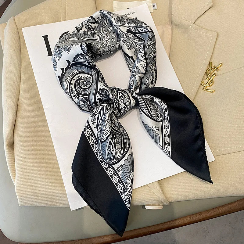 Chique 2023 Zijden Nek Sjaal met Elegante Paardenprint voor Vrouwen - Veelzijdige Vierkante Haarwraps, Foulards en Bandana Opties
