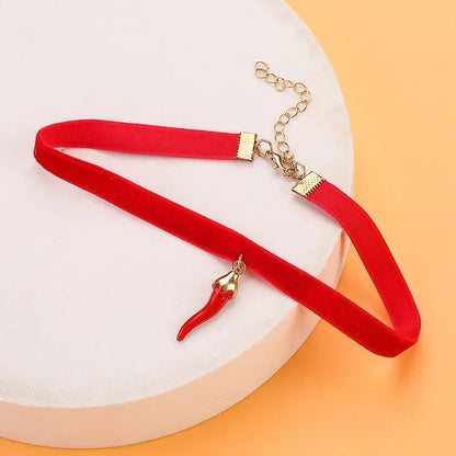 Elegante Vintage Fluwelen Parels Choker - Korte Zwarte Sleutelbeen Kraag Ketting voor Vrouwen - Perfecte Gotische Accessoire