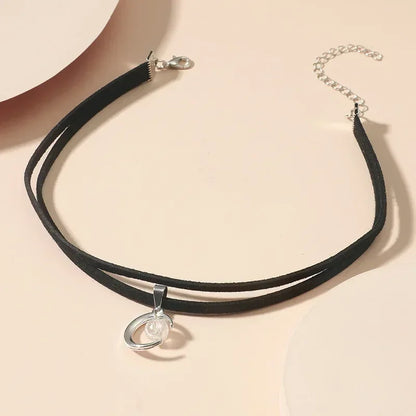 Elegante Vintage Fluwelen Parels Choker - Korte Zwarte Sleutelbeen Kraag Ketting voor Vrouwen - Perfecte Gotische Accessoire