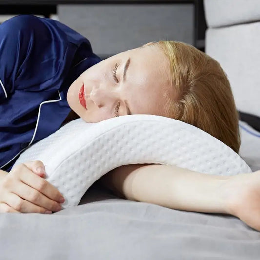 Ultieme U-vormige Curved Orthopedische Geheugenschuim Kussen - Perfect voor Slaap op de Zij en Reiscomfort!