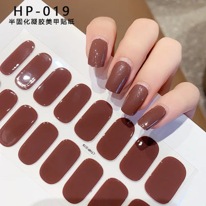 16 Stunning 5D Volledige Dekking Nagelstickers - Semi-Genezen UV Gel Wraps voor Modebewuste Nagelkunst en Verlengingen!