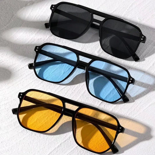 Chic Vintage Unisex Grote Vierkante Zonnebril - Stijlvolle Designer Zonnebrillen met UV400 Bescherming voor Mannen en Vrouwen - Slanke Zwarte Lenzen