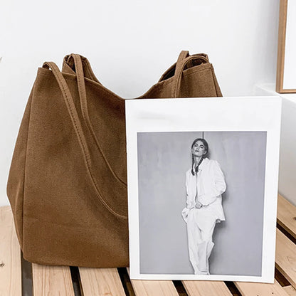 Stijlvolle en Ruime Eco-vriendelijke Canvas Draagtas - Perfect voor de Dagelijkse Avonturen van Vrouwen en Boodschappen!