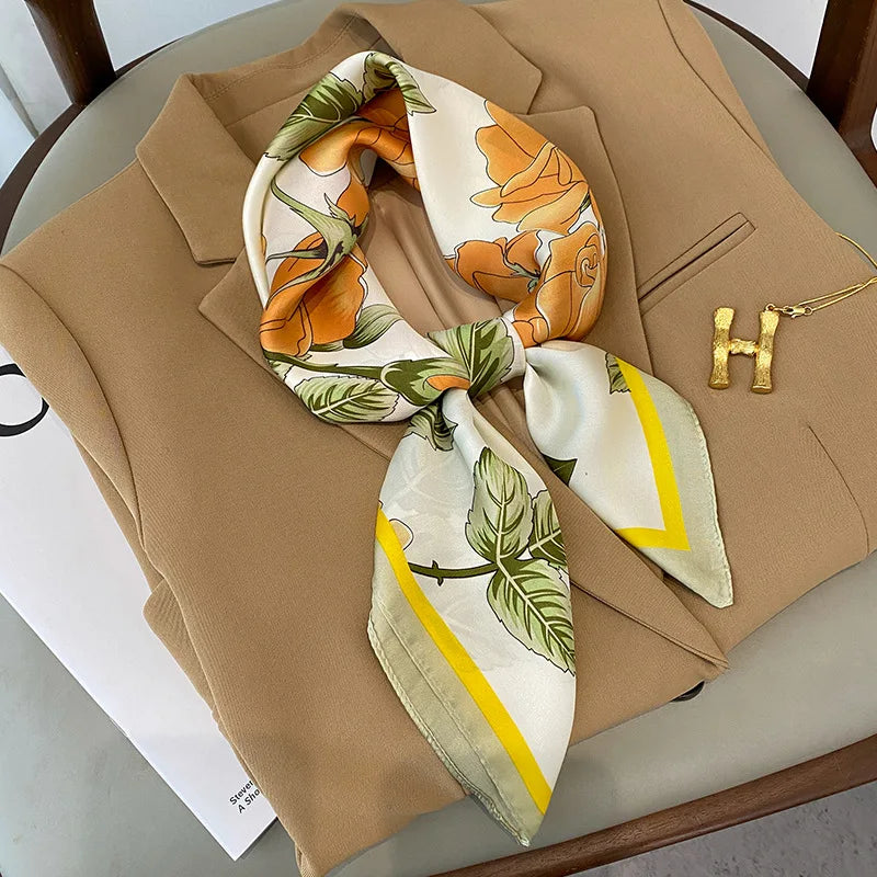 Chique 2023 Zijden Nek Sjaal met Elegante Paardenprint voor Vrouwen - Veelzijdige Vierkante Haarwraps, Foulards en Bandana Opties