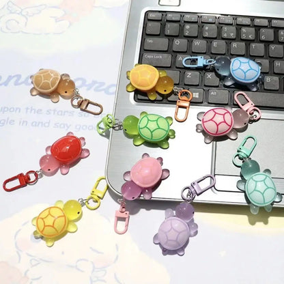 Schattige Glow-in-the-Dark Schildpad Sleutelhanger - Kleurvolle Schildpad Hanger voor Vrouwen en Meisjes, Perfect voor Rugzakken en DIY Accessoires! Ideaal Cadeau voor Studenten!