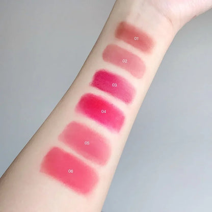 Luxe Matte Lip Mud Blush - Veelzijdige Waterdichte Kleilippenstift voor Indrukwekkende, Langdurige Kleur! Niet-plakkerige Bekergemiddelde Formule in Stralende Rode Tint - Mousse Cosmetics voor Prachtige Lippen!