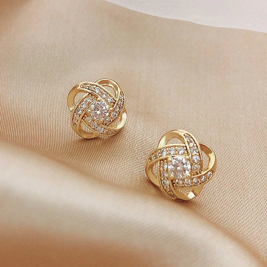 Elegante Kruis Holle Zirkonia Stud Oorbellen voor Vrouwen - Chic Geometrisch Ontwerp Perfect voor Huwelijksfeesten en Speciale Gelegenheden