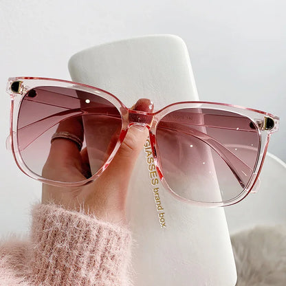 Chique Overmaat Retro Vierkante Zonnebril voor Vrouwen - Stijlvolle Designer Grote Frame Verloop Zonnebril