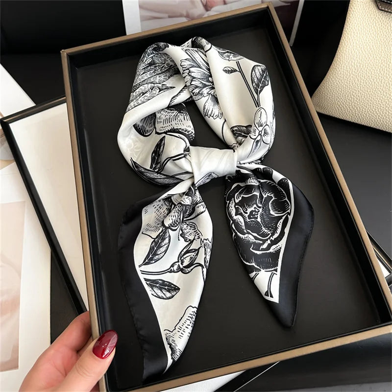 2024 Elegante Zijden Kattenprint Sjaal - Stijlvolle Hoofddoek & Sjaaltje voor Vrouwen - Luxueuze Satijnen Vierkante Sjaal & Multifuntionele Hijab Bandana