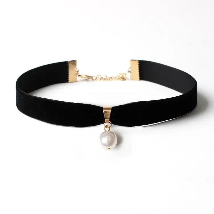 Elegante Vintage Fluwelen Parels Choker - Korte Zwarte Sleutelbeen Kraag Ketting voor Vrouwen - Perfecte Gotische Accessoire