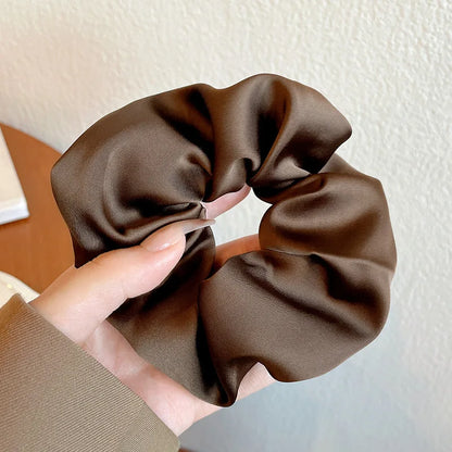 Chique Franse Zijde Haaraccessoires voor Vrouwen - Getextureerde Satijnen Scrunchies en Haartjes voor Stijlvolle Uiterlijk