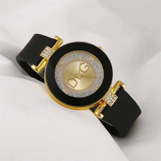 Elegante Dames Quartz Horloge met Siliconen Band - Stijlvolle Met Roodstenen Geaccentueerde Casual Polshorloge voor de Modebewuste Vrouw in Chic Zwart DQG