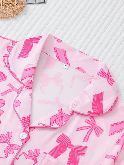 Schattige Strikprint Dames Pyjama Set: Gezellige Korte Mouwen Top met Revers en Ontspannen Rekshorts voor Ultiem Comfort