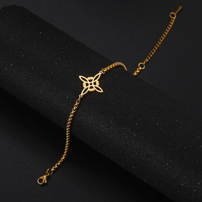 Elegante Rvs Ierse Knoop Armband voor Vrouwen - Eenvoudige maar Stijlvolle Sieraad met Charms