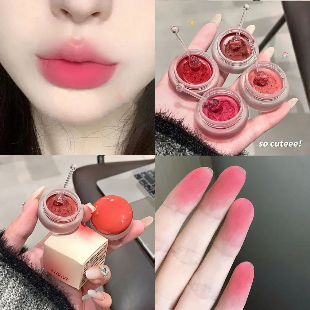 Luxe Matte Lip Mud Blush - Veelzijdige Waterdichte Kleilippenstift voor Indrukwekkende, Langdurige Kleur! Niet-plakkerige Bekergemiddelde Formule in Stralende Rode Tint - Mousse Cosmetics voor Prachtige Lippen!