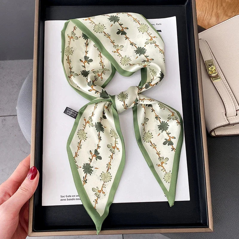 Trendy Floeiende Satijnen Zijde Haar Riem Sjaal voor Vrouwen – Stijlvolle Nekstrik, Tas Sjaal en Skinny Haarband – 2024 Collectie