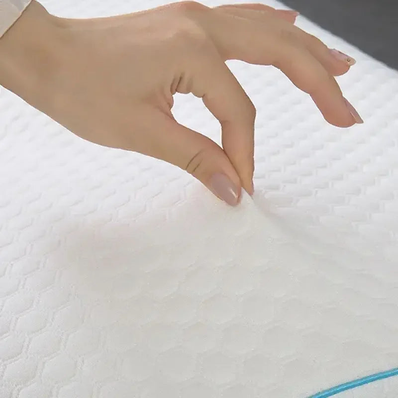 Luxe Orthopedische Geheugenfoam Cervicale Zijslaper Kussen - Zacht, Ademend en Langzaam Terugverend voor Ultiem Comfort voor Stellen